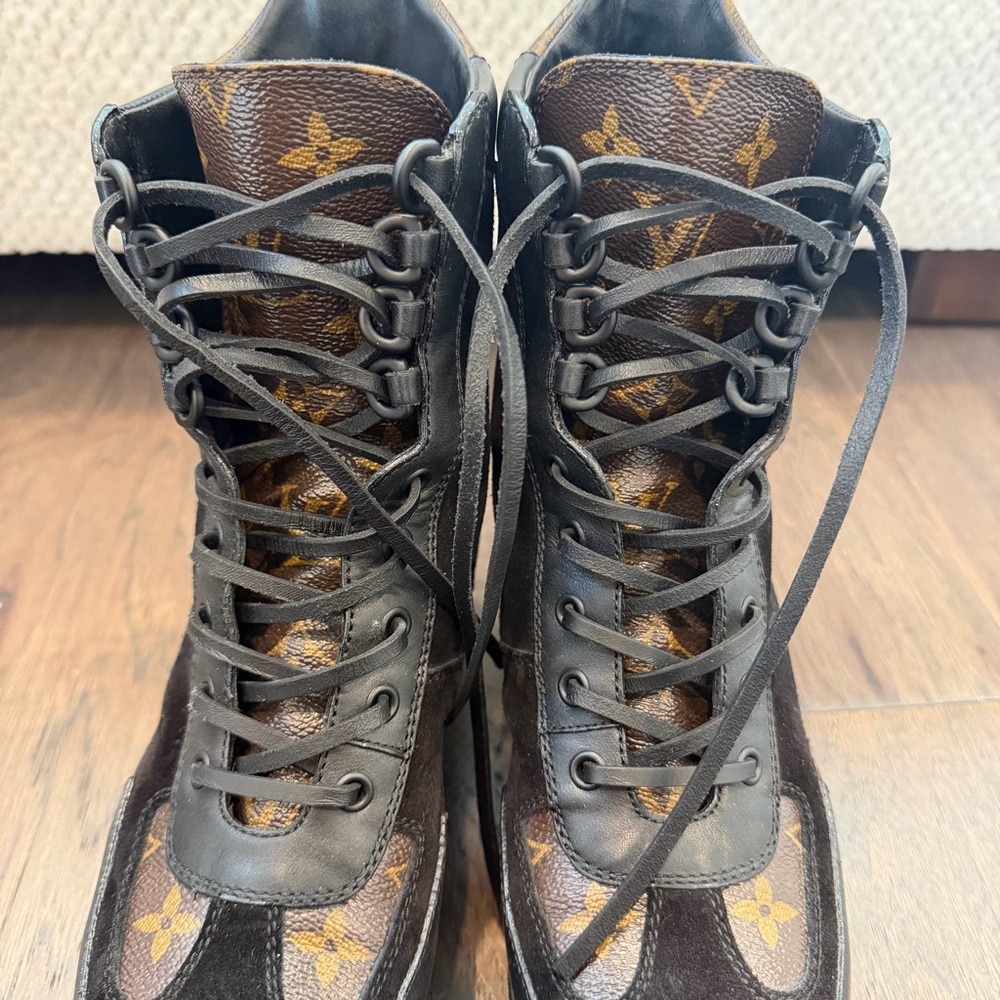 Louis Vuitton Black and Brown Monogram Lace-Up Platform Ankle Boots - Picture 12 of 12